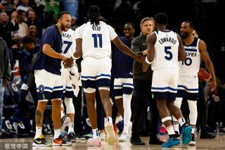 成功地压制 成功地压制