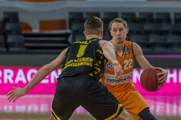 但过去两个 但过去两个